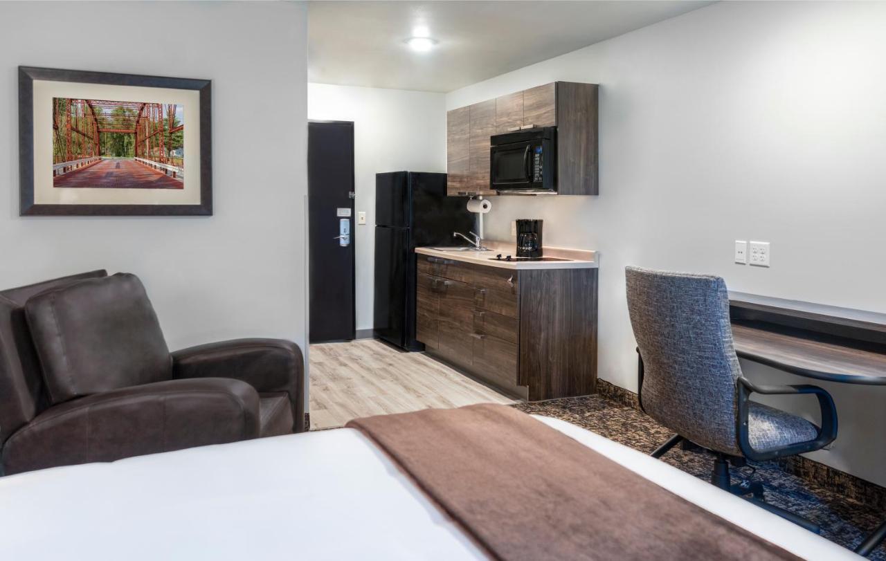 | My Place Hotel-Green Bay, WI