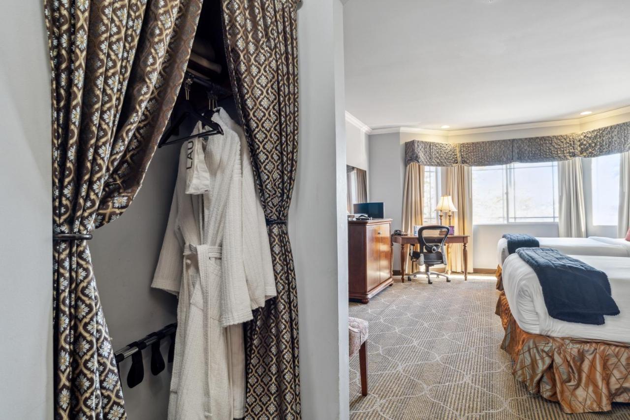 Room #2528507 at Villa Montes Hotel