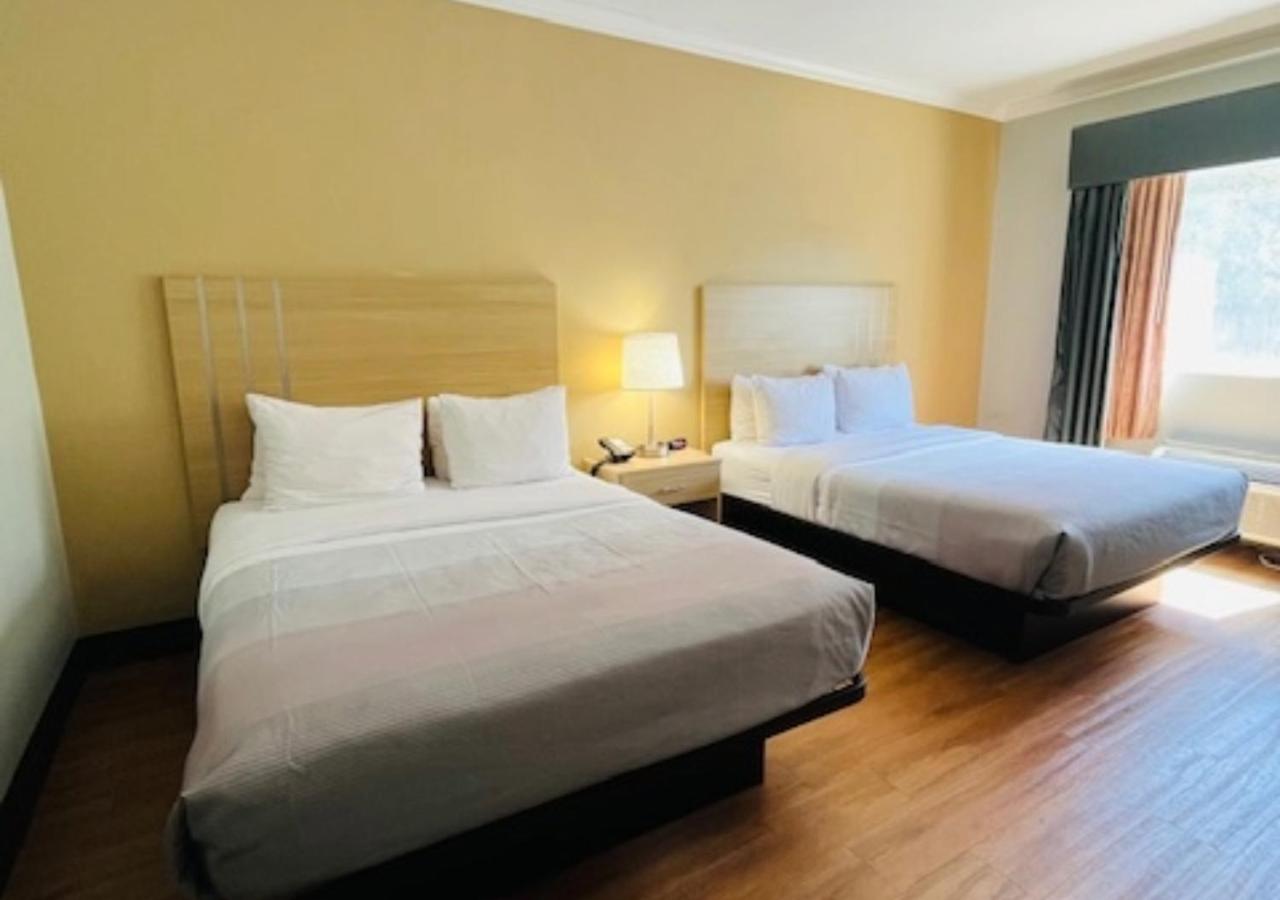 Queen Room with Two Queen Beds - Accessible/Non-Smoking  at Quality Inn Gulf Shores Airport