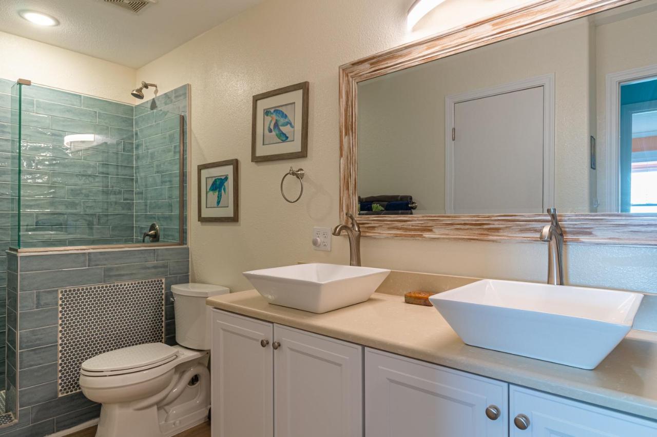 Two-Bedroom Apartment at Executive Keys Condominiums on the Beach