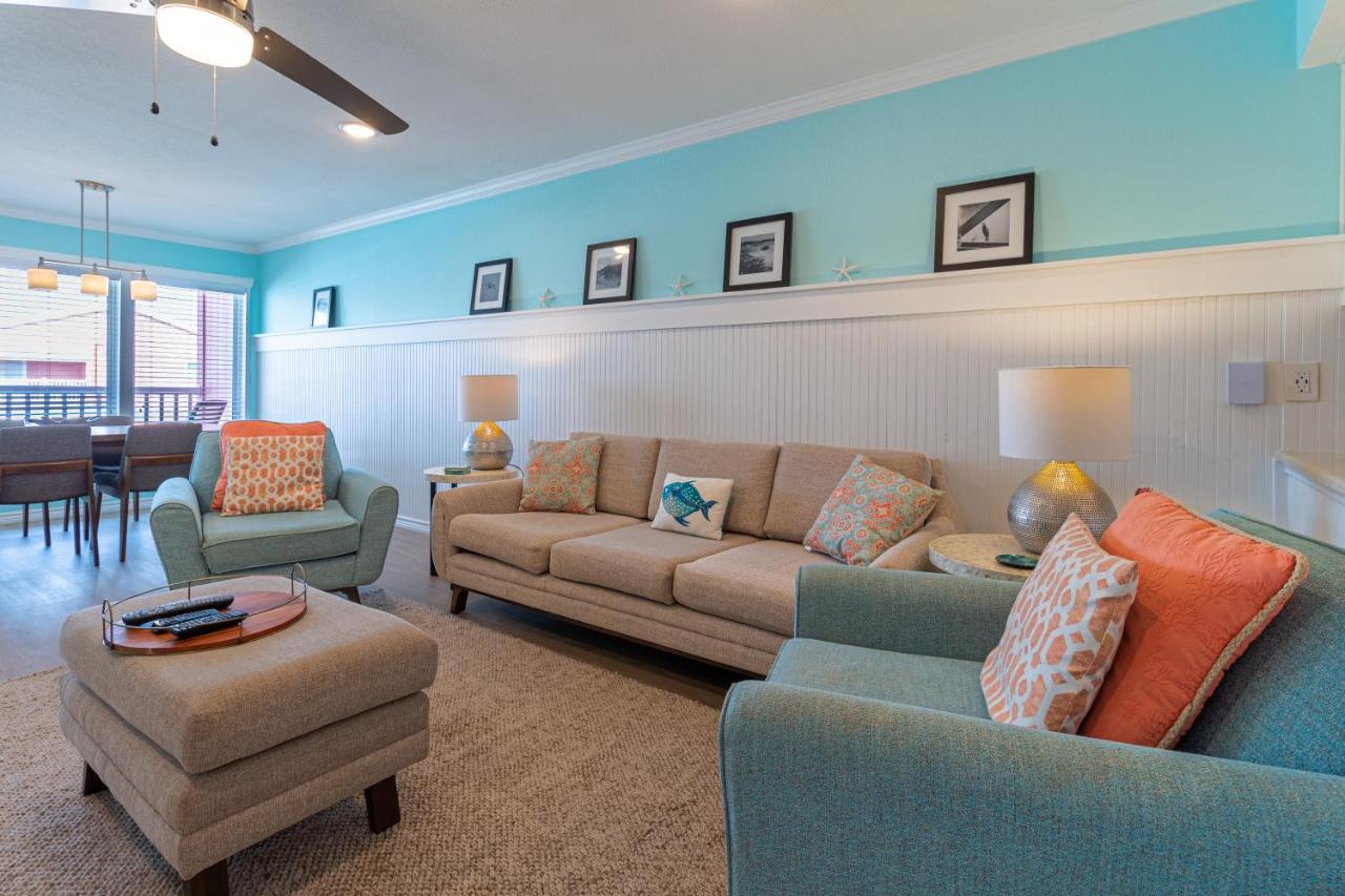 Two-Bedroom Apartment at Executive Keys Condominiums on the Beach