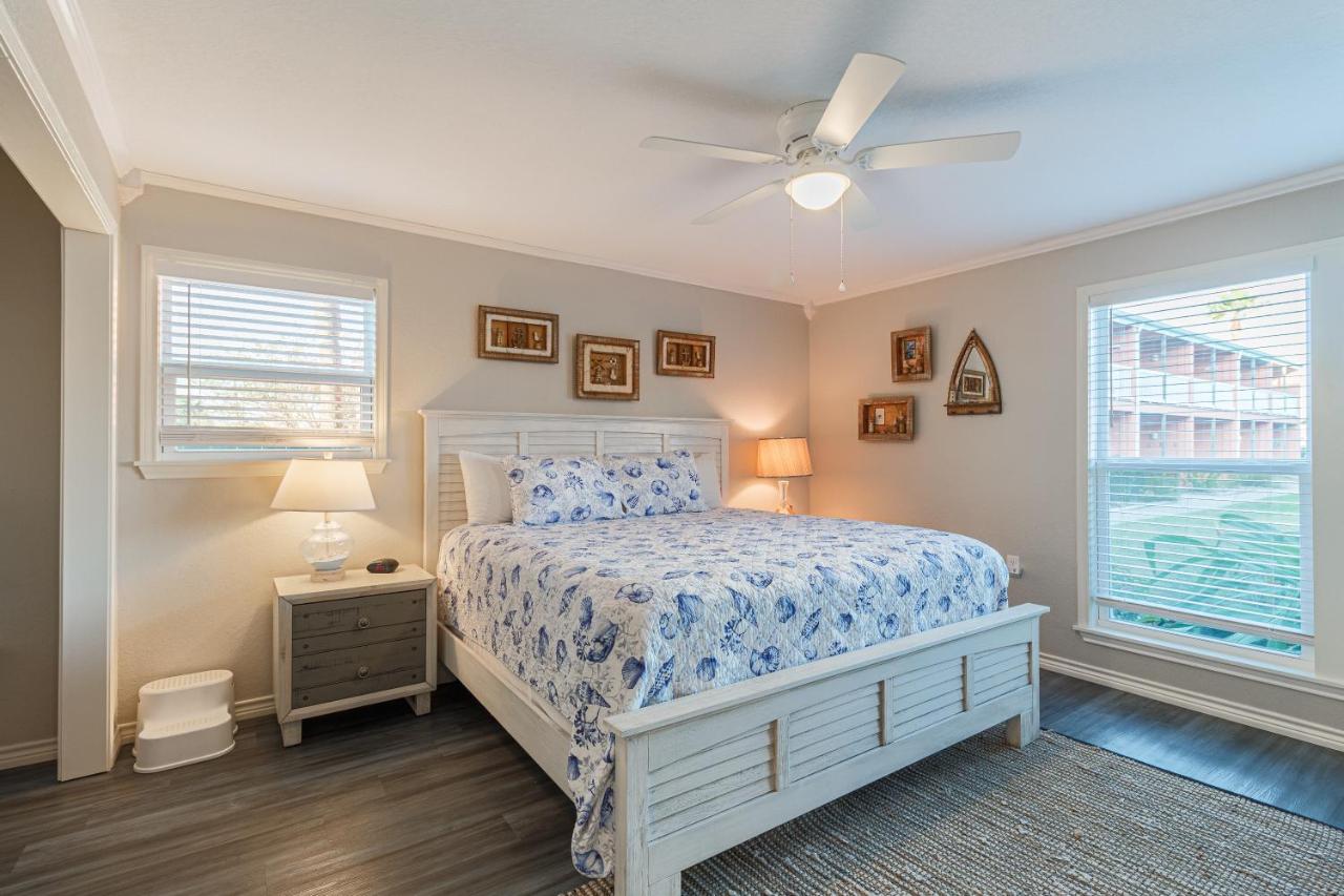Two-Bedroom Apartment at Executive Keys Condominiums on the Beach