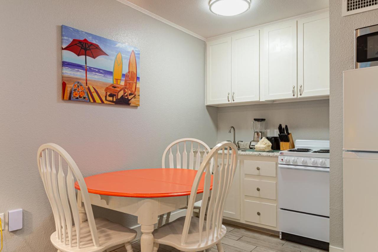 Studio at Executive Keys Condominiums on the Beach