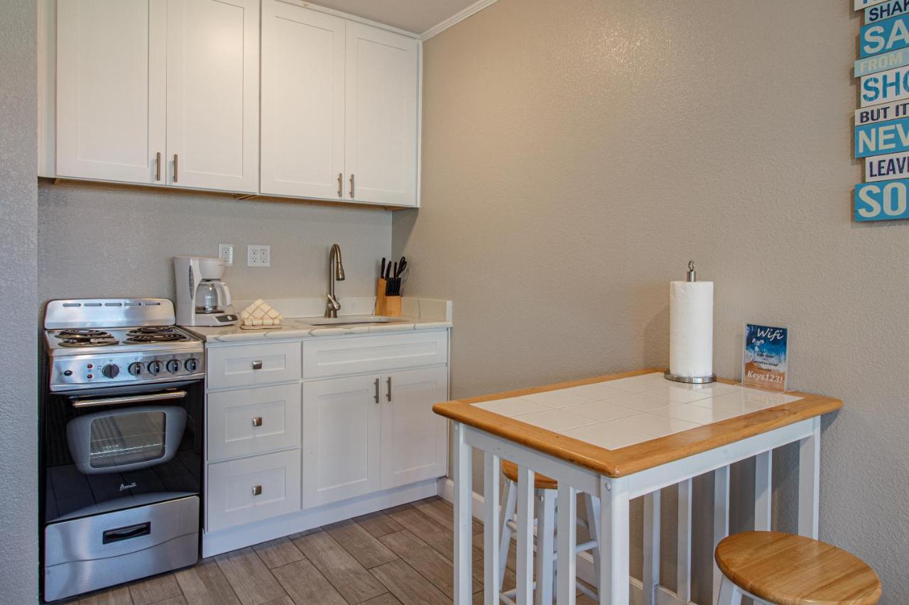 Studio at Executive Keys Condominiums on the Beach