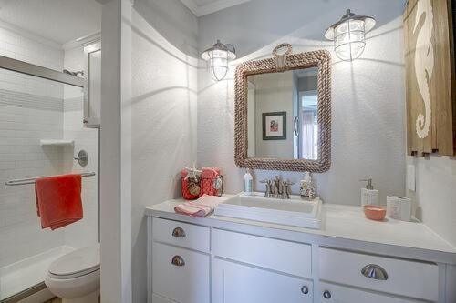 Two-Bedroom Apartment at Executive Keys Condominiums on the Beach
