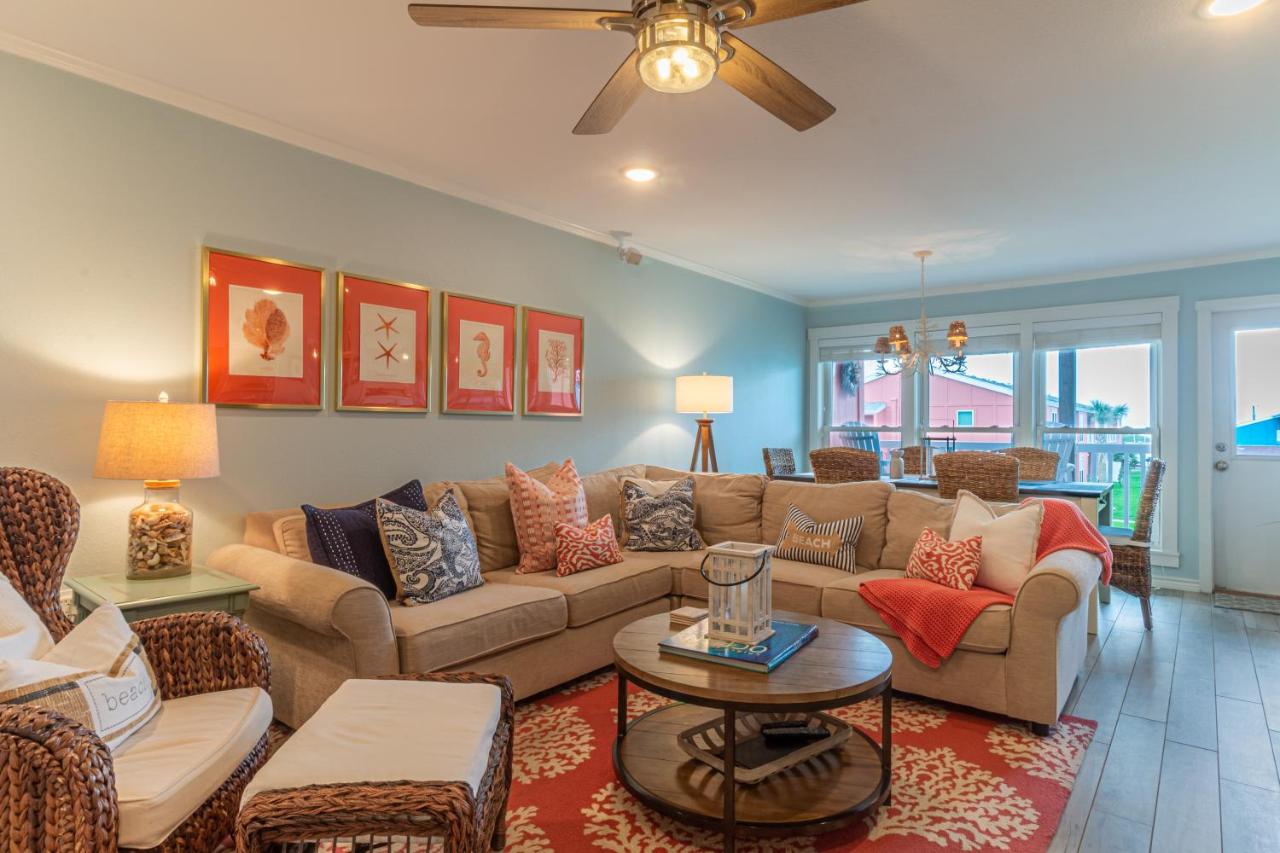 Two-Bedroom Apartment at Executive Keys Condominiums on the Beach