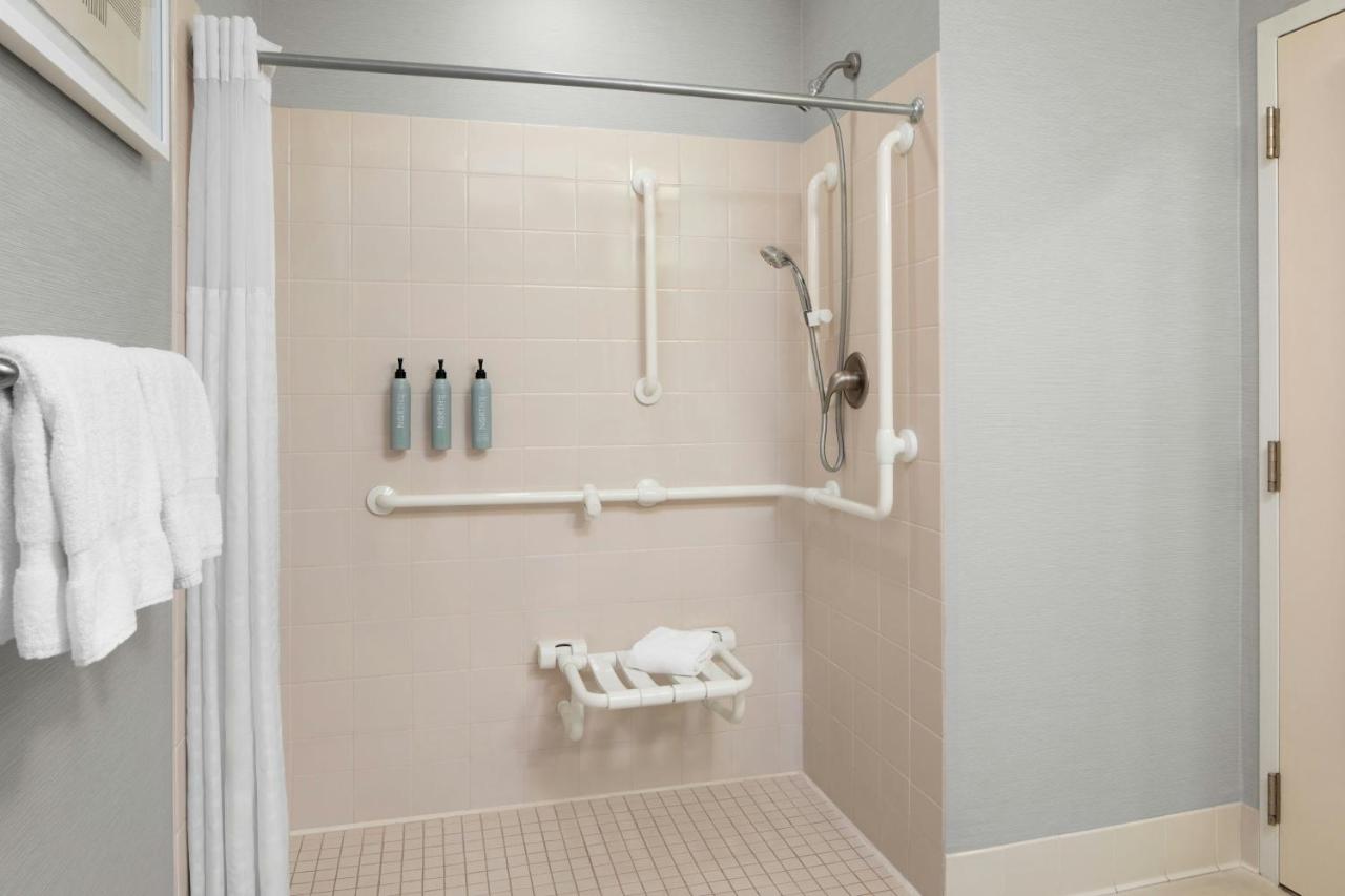 | Courtyard by Marriott Knoxville Airport Alcoa