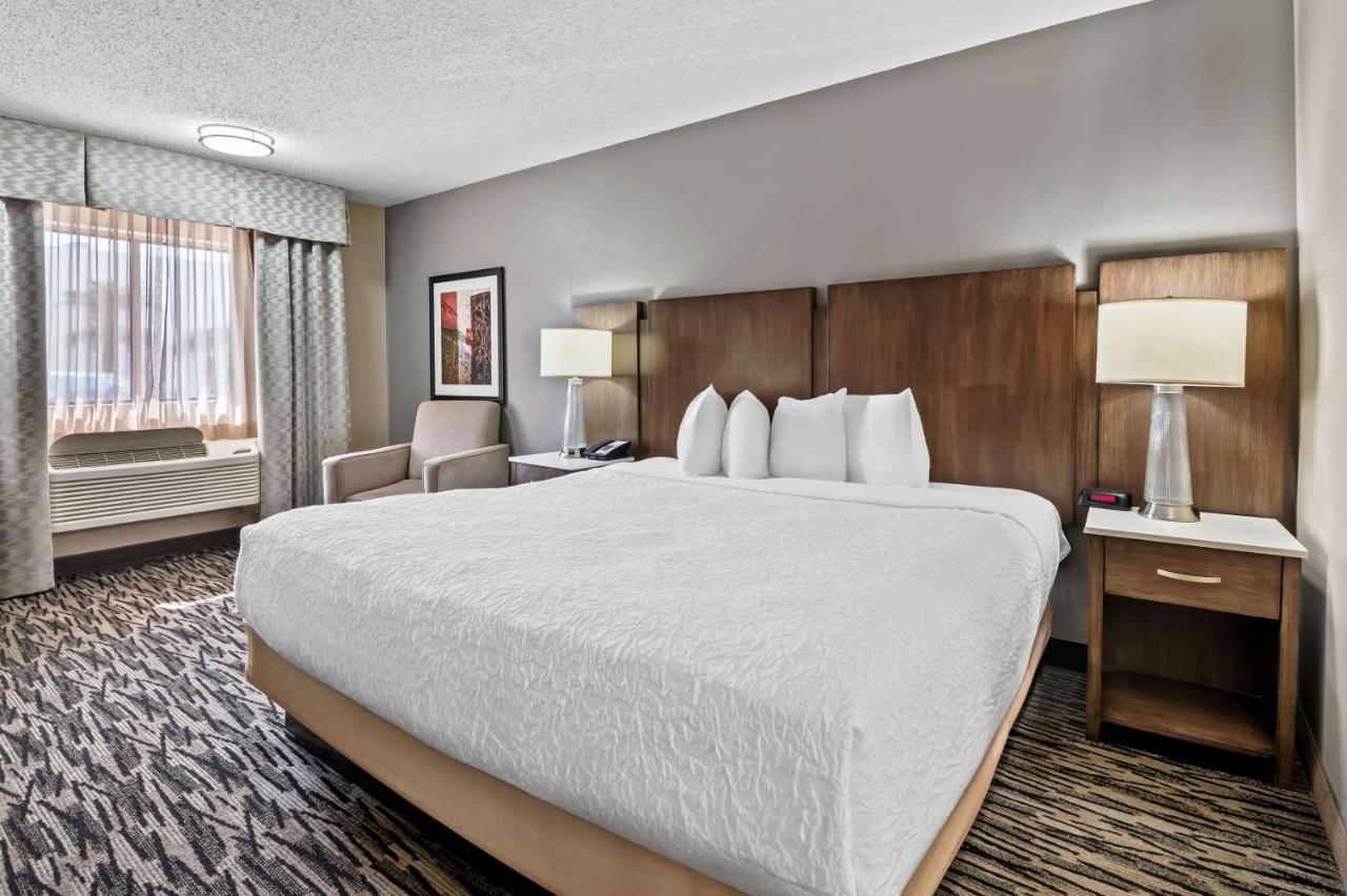  | Best Western Los Alamitos Inn & Suites