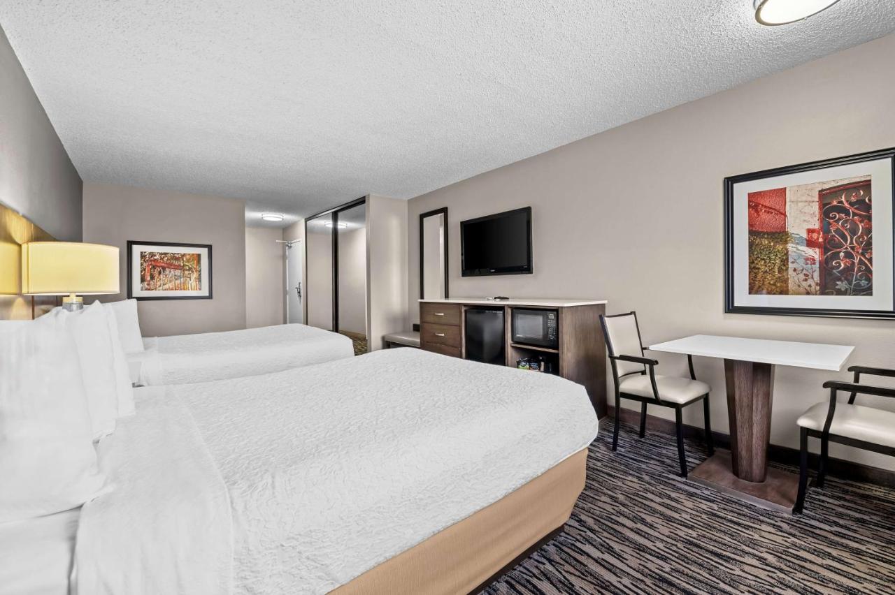  | Best Western Los Alamitos Inn & Suites