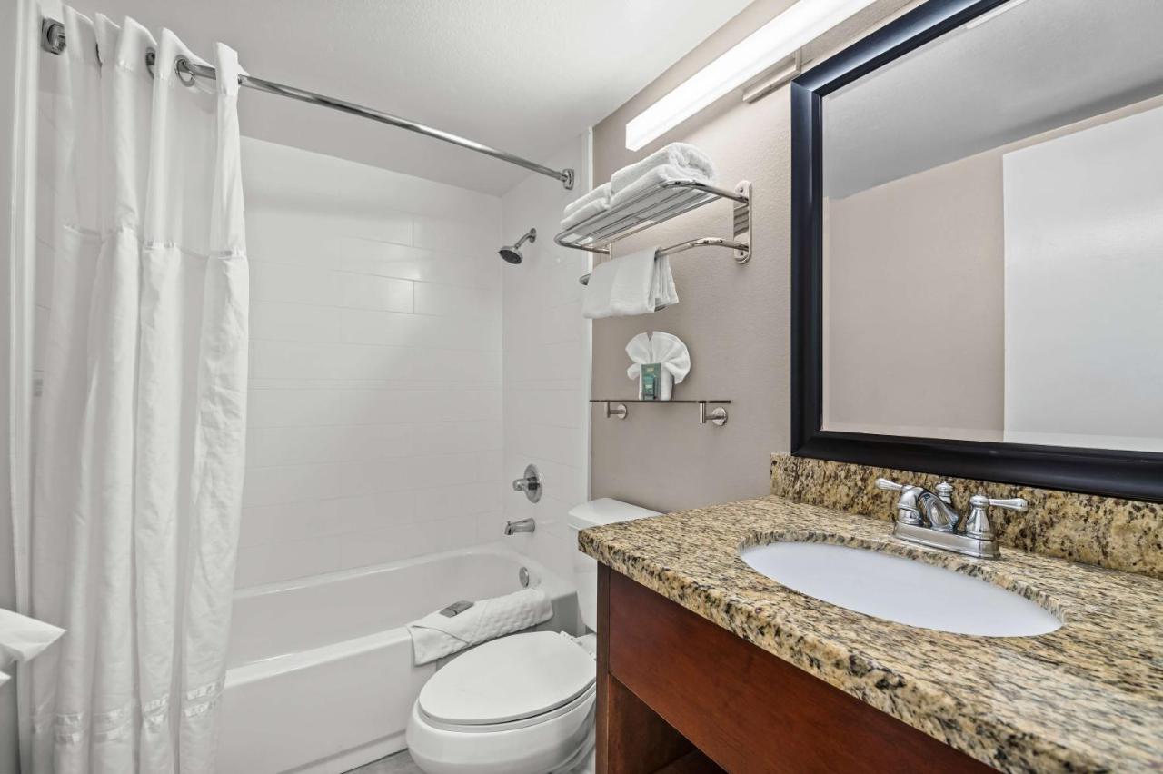 King Suite at Best Western Los Alamitos Inn & Suites