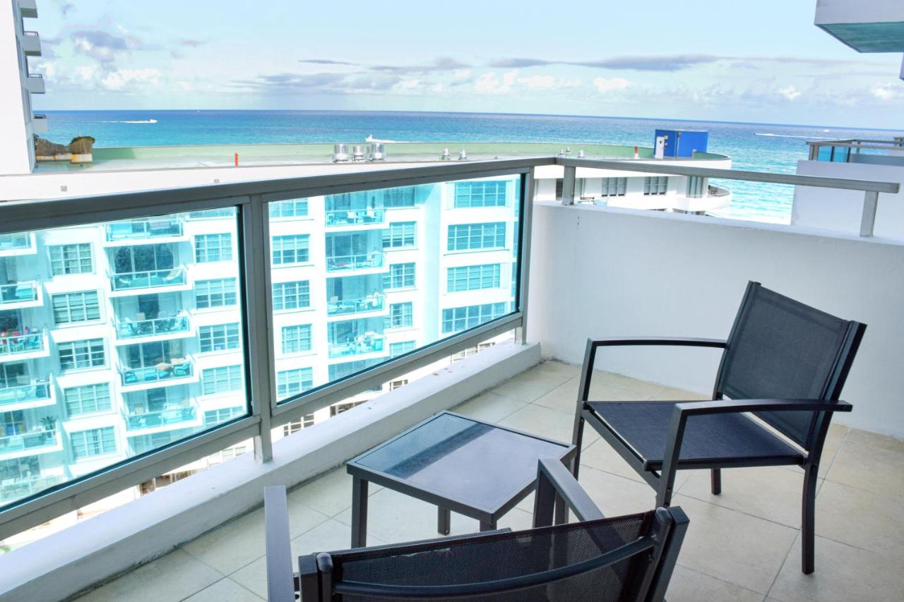 Deluxe Cityview Suite 2 Bedroom & 2 Bath with Kitchen at Seacoast Suites on Miami Beach