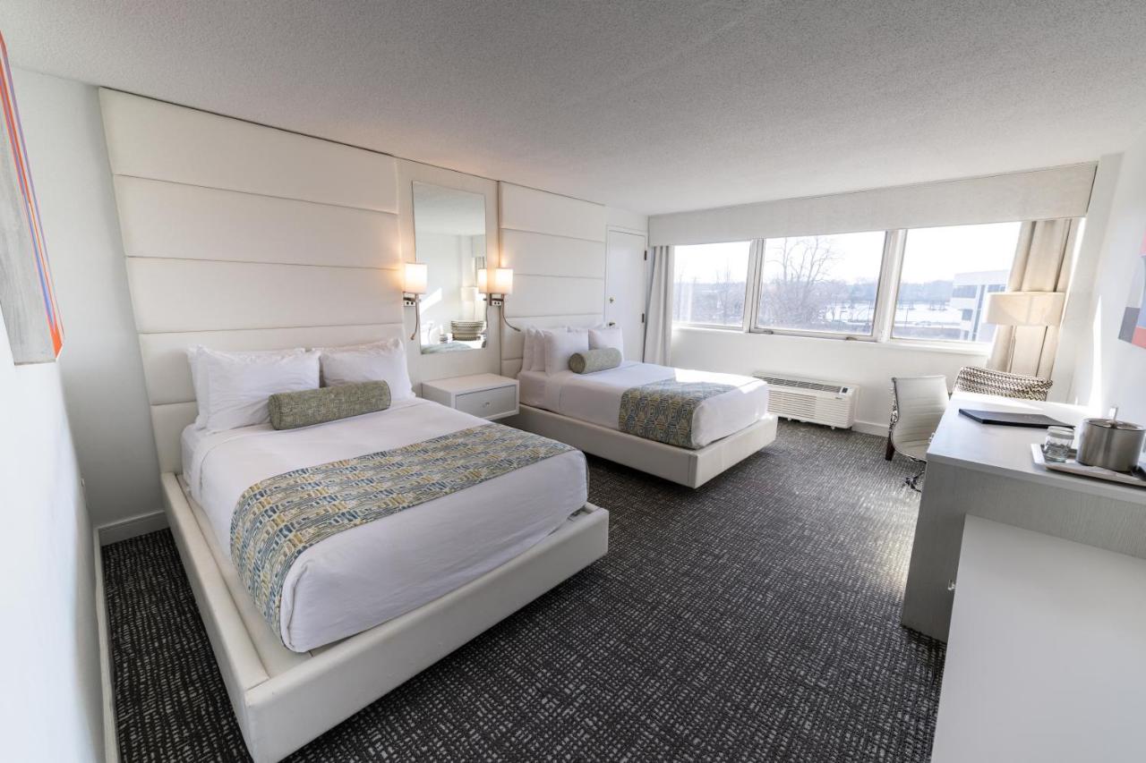 | Oyster Point Hotel