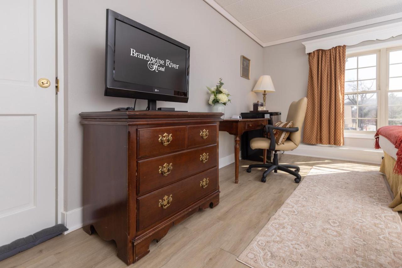Deluxe Double Room with Two Double Beds at Brandywine River Hotel