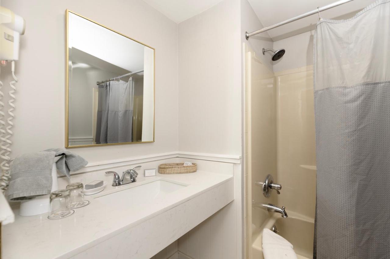 | Brandywine River Hotel