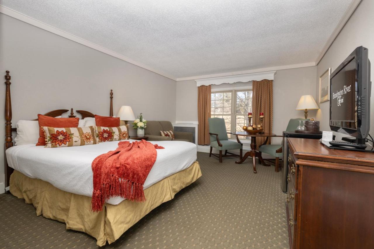 Executive Queen Room at Brandywine River Hotel