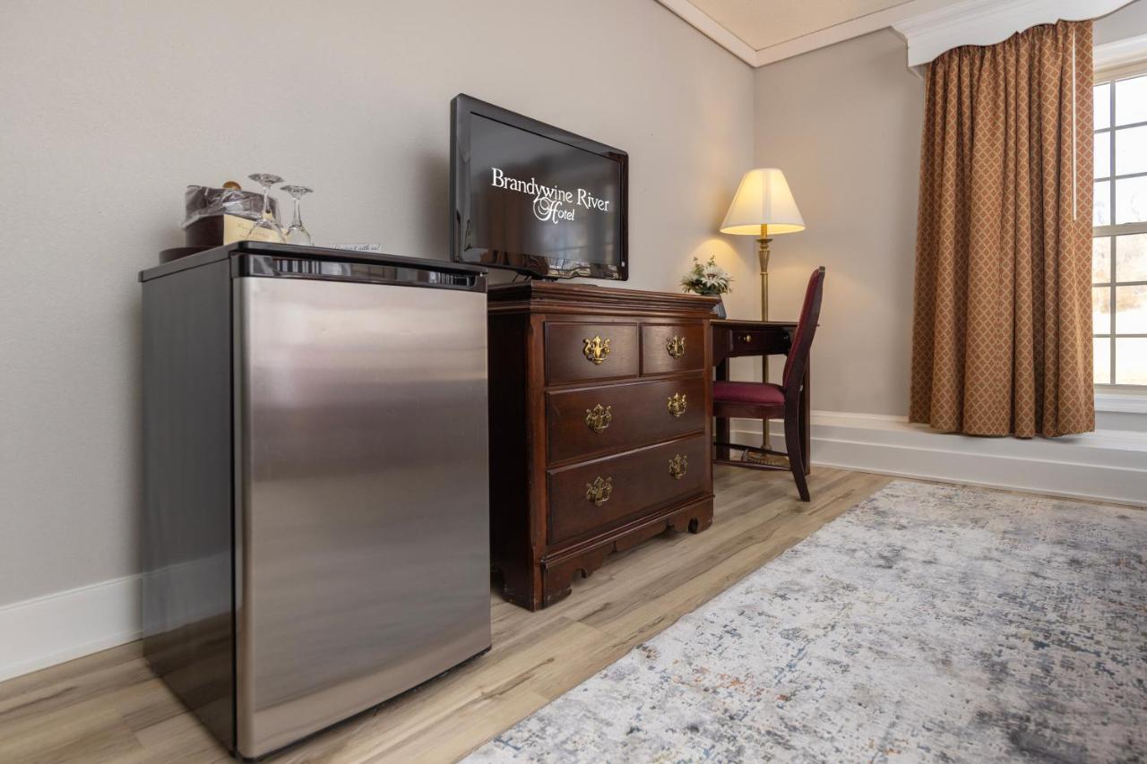 Standard King Room at Brandywine River Hotel