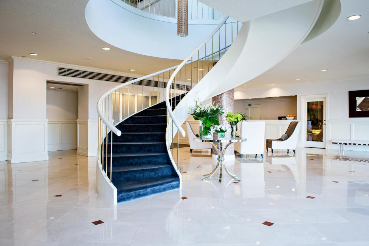 | Oyster Point Hotel