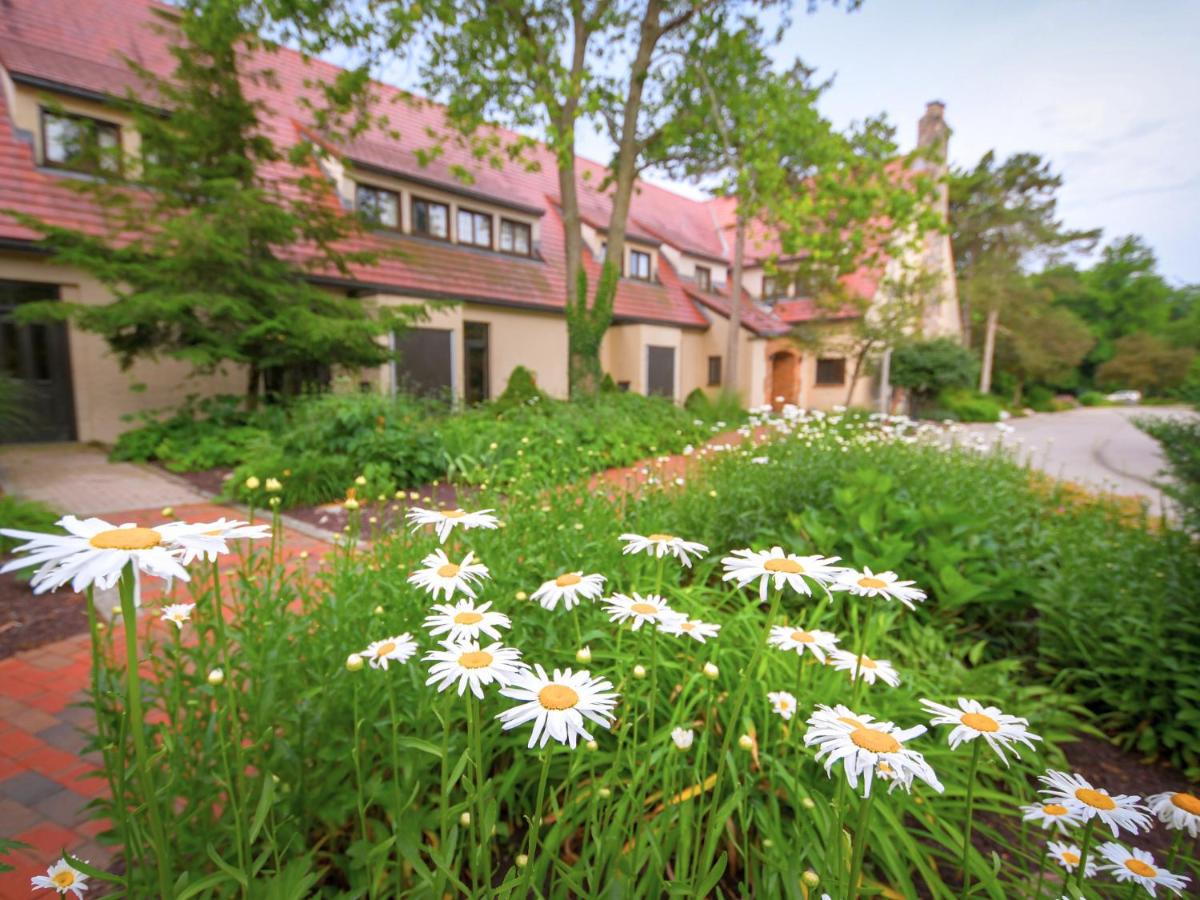| Potawatomi Inn & Cabins