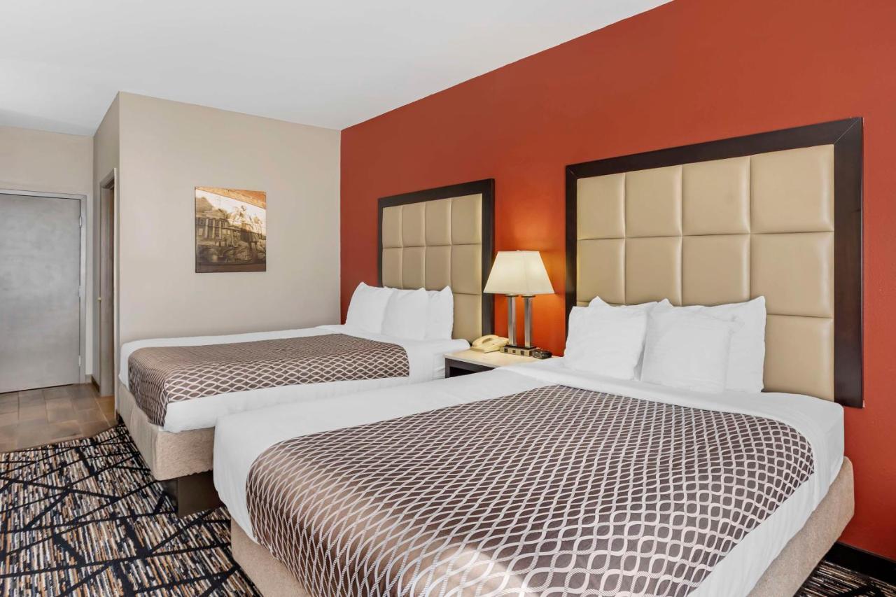 Queen Room with Two Queen Beds - Non-Smoking at Best Western Carlisle