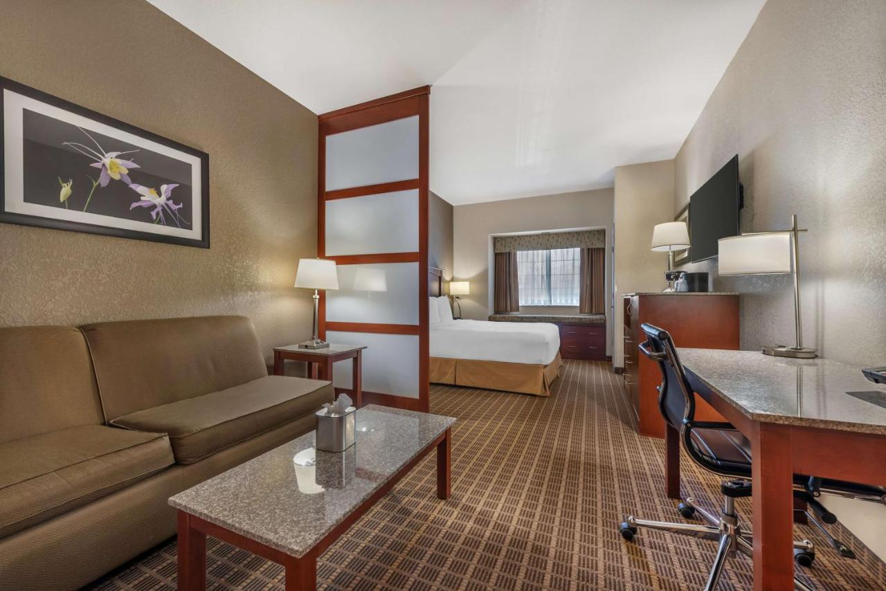 King Suite - Disability Access at Best Western Plus Peak Vista Inn & Suites