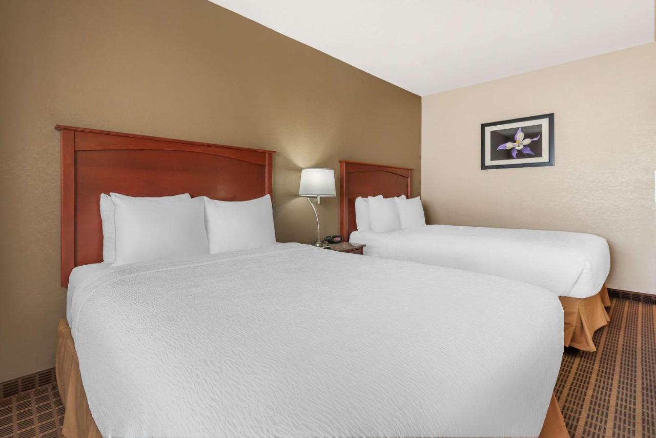 Queen Room with Two Queen Beds at Best Western Plus Peak Vista Inn & Suites