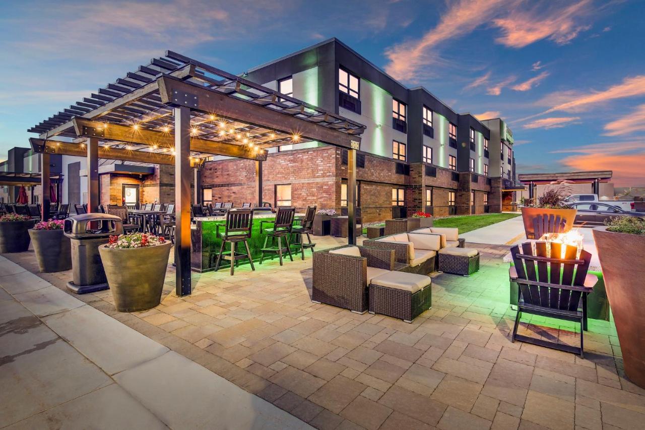| Holiday Inn & Suites St. Cloud, an IHG Hotel