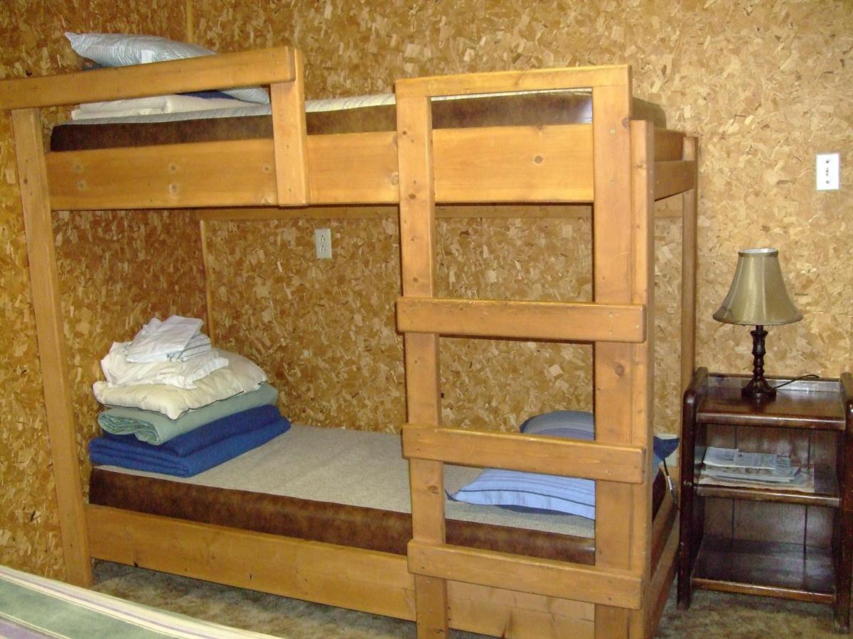 | Sierra Bonita Cabins and RV Park