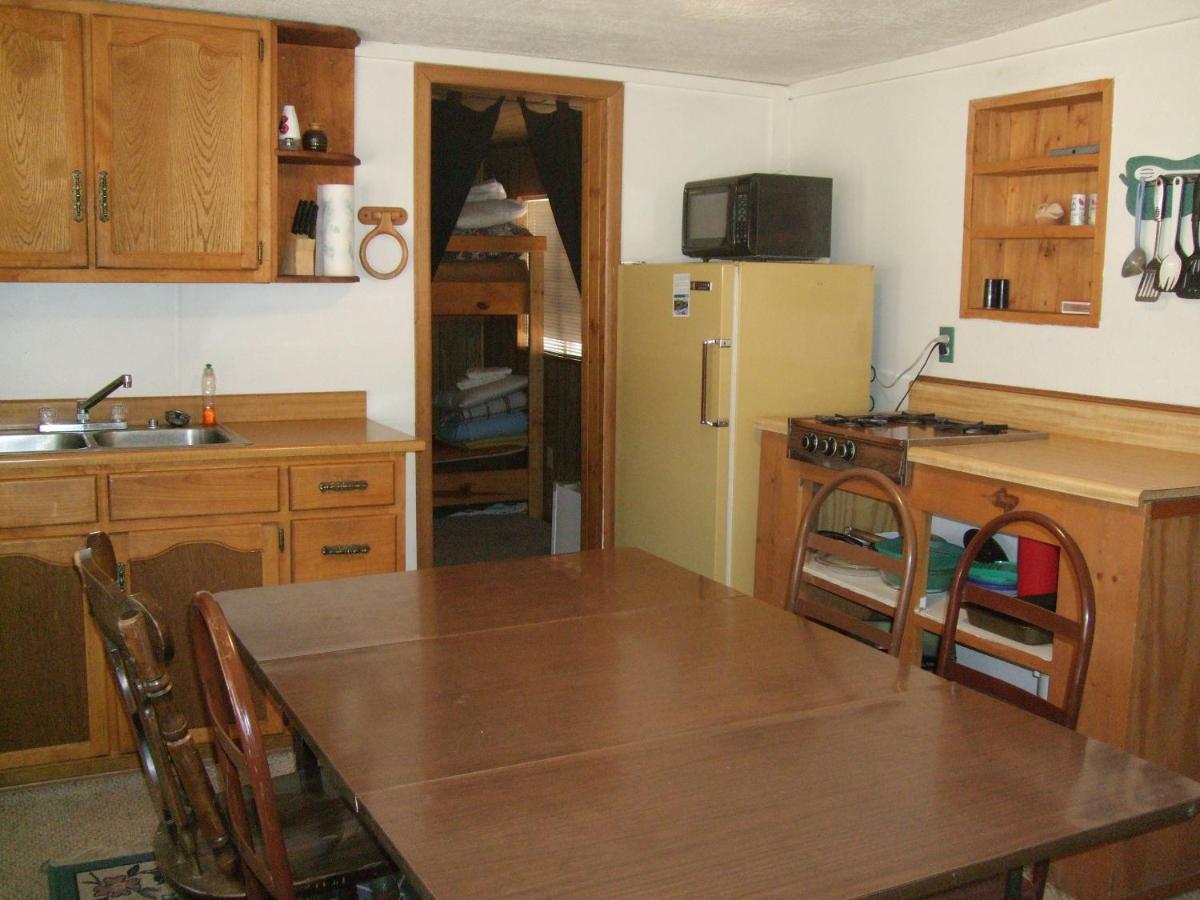 | Sierra Bonita Cabins and RV Park