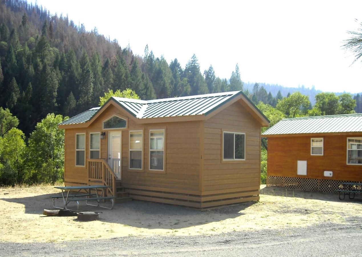 | Yosemite Lakes Cottage 49