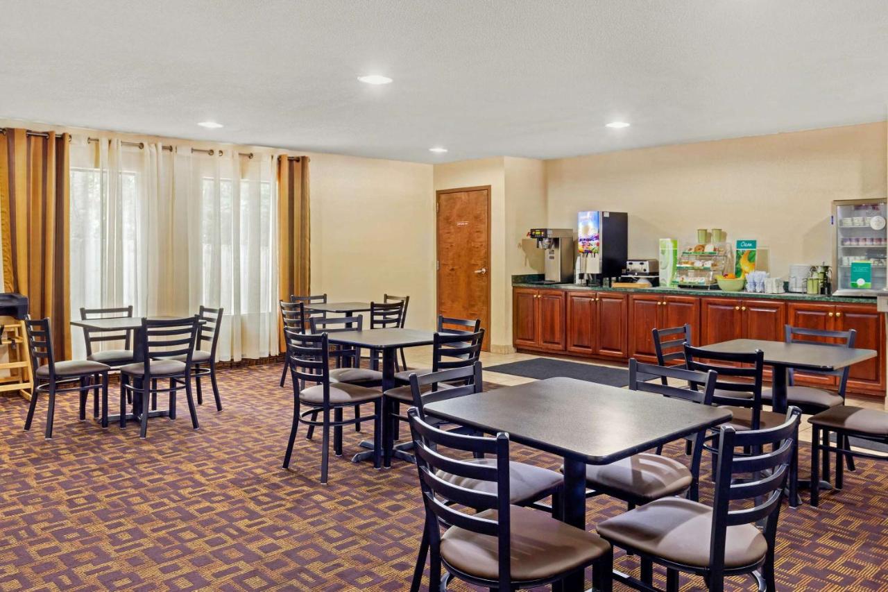 | Quality Inn High Point - Archdale