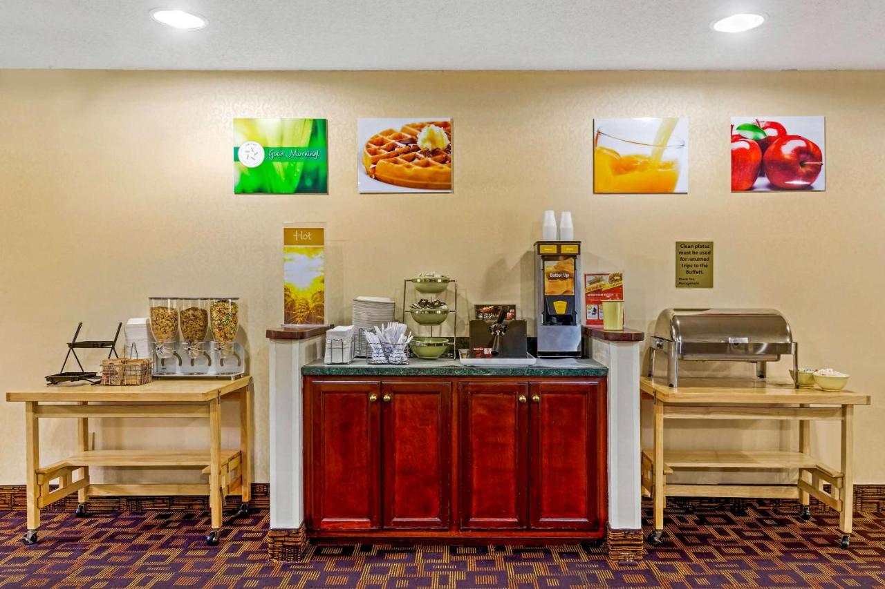 | Quality Inn High Point - Archdale