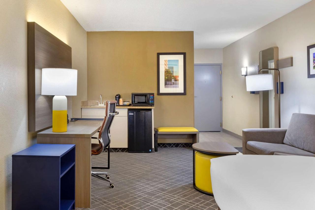 Superior King Suite - Non-Smoking at Comfort Suites Hanes Mall