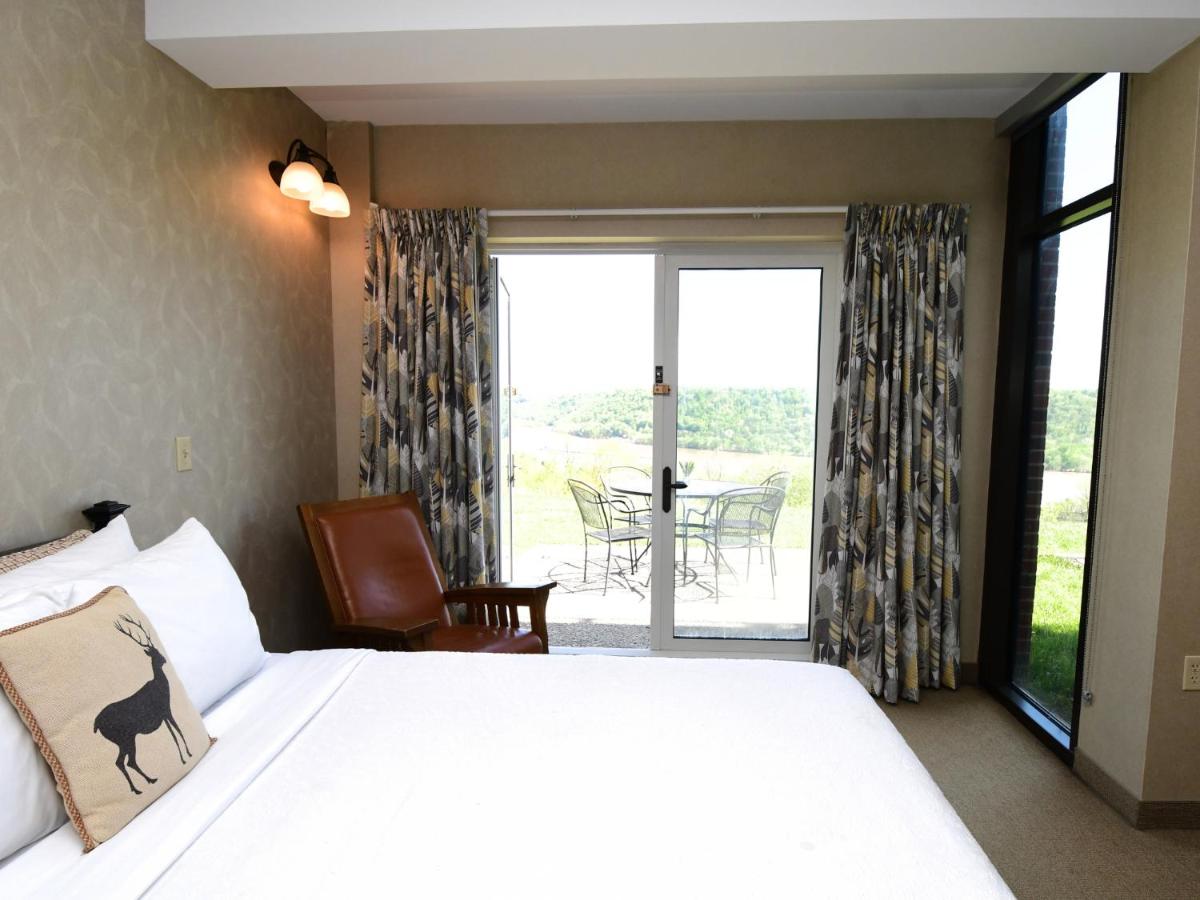 | Clifty Inn