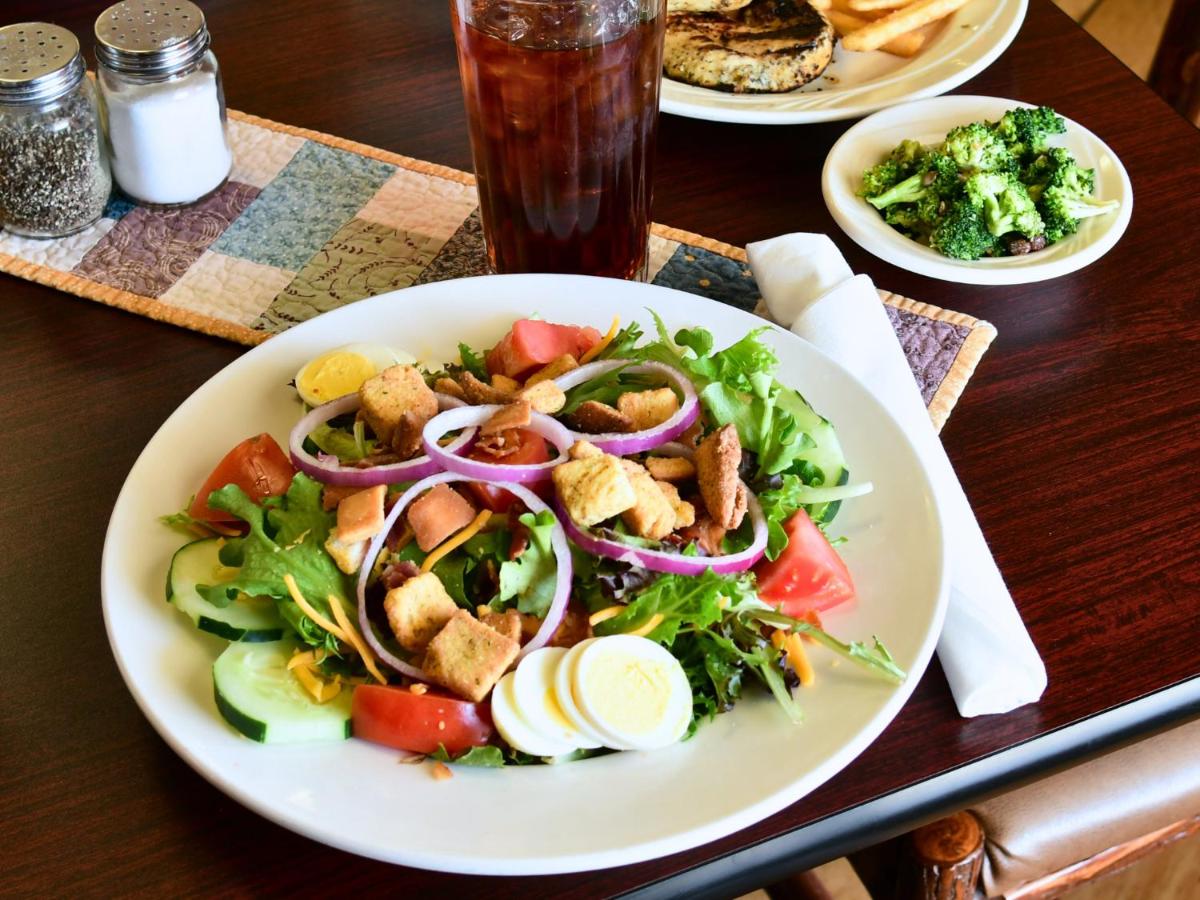 | Clifty Inn