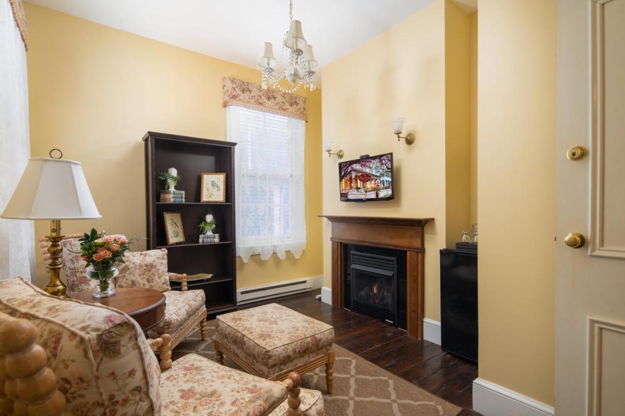 | The Mason Cottage Downtown