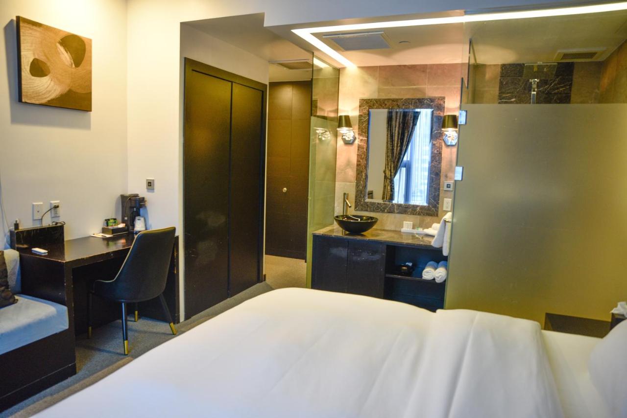 King Room at The One Boutique Hotel