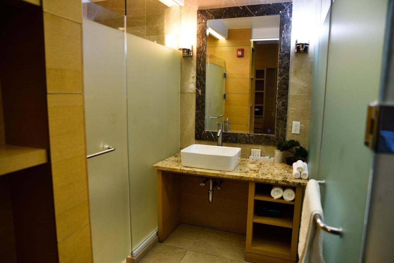King Room with Spa Bath at The One Boutique Hotel
