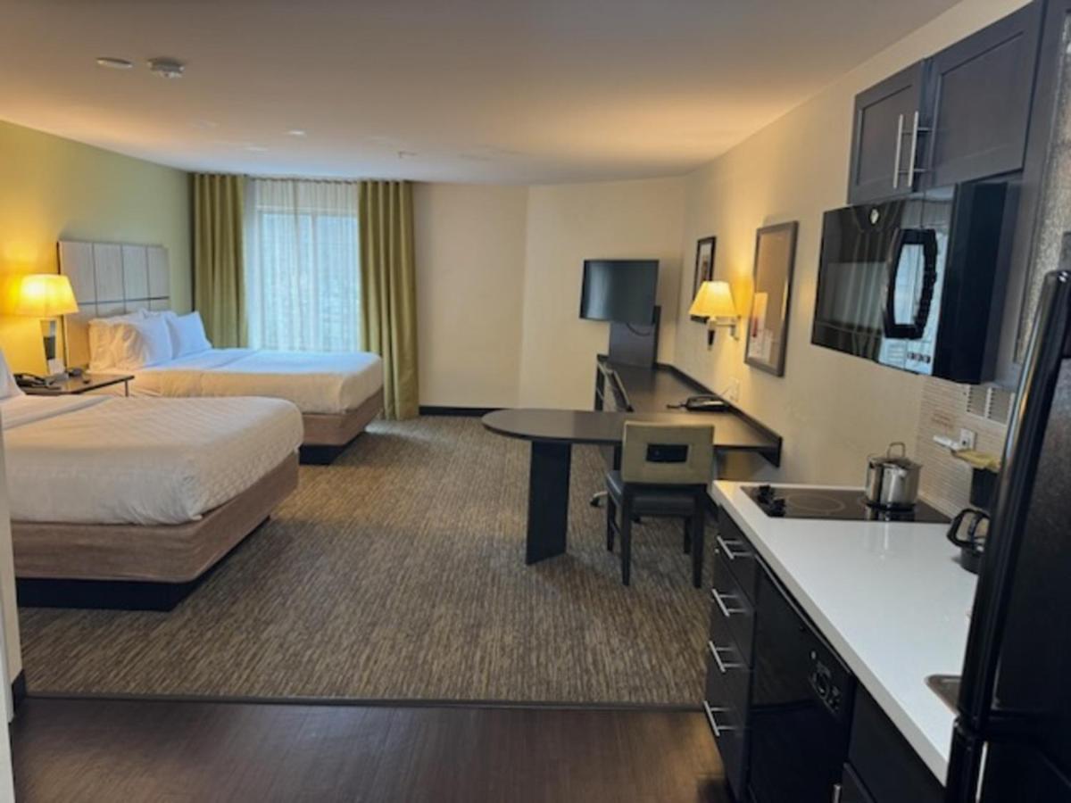  | Candlewood Suites Eugene Springfield