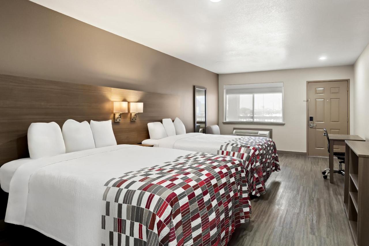  | OYO Hotel Stafford TX I-69 North