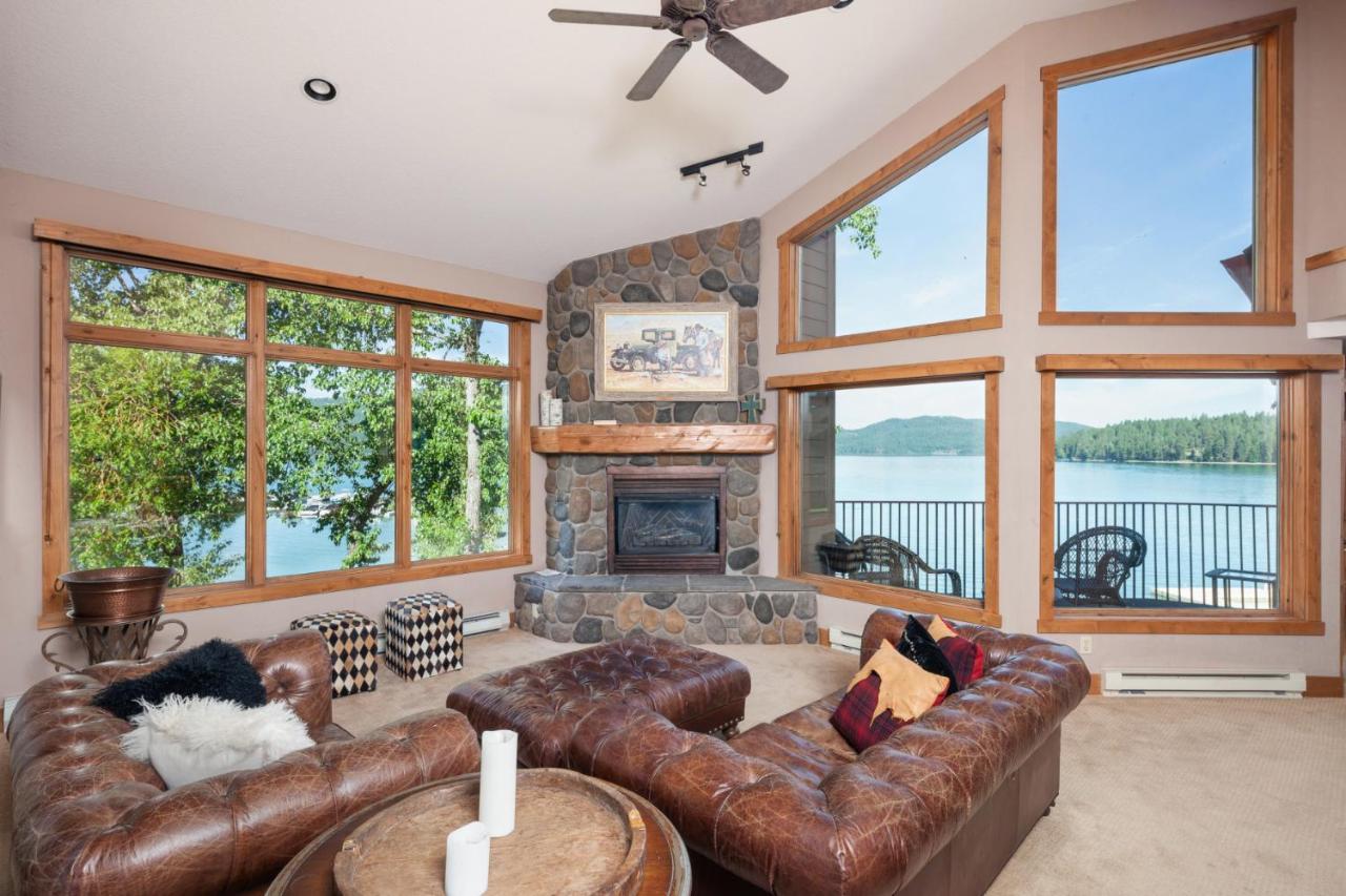Lakefront Three-Bedroom Averill Suite Condo at Lodge at Whitefish Lake