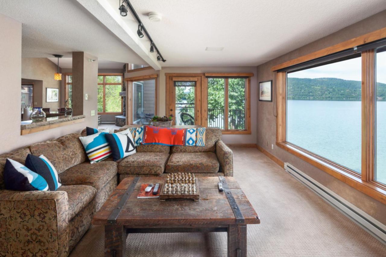 Lakefront Three-Bedroom Averill Suite Condo at Lodge at Whitefish Lake