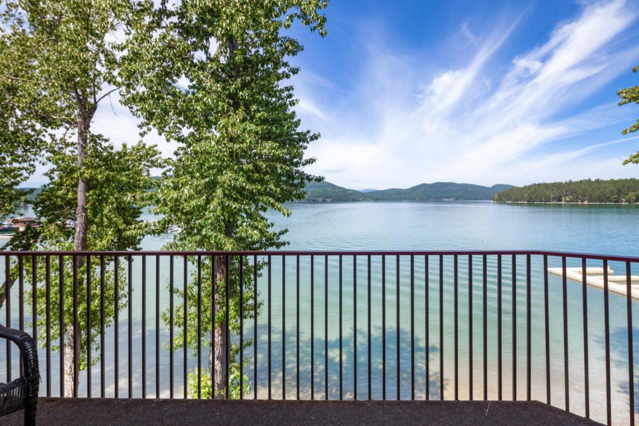 Lakefront Three-Bedroom Averill Suite Condo at Lodge at Whitefish Lake