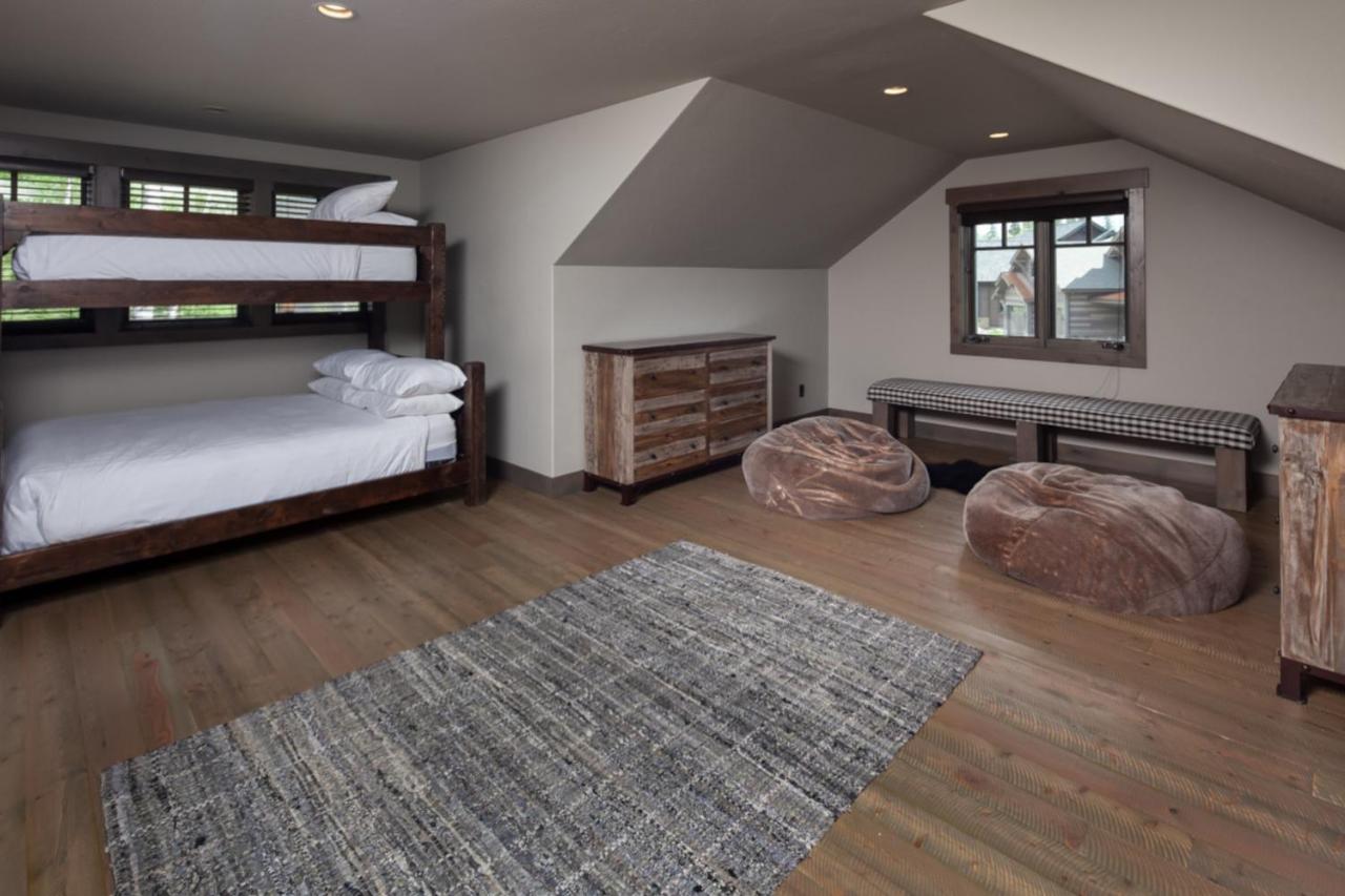 Four-Bedroom House at Lodge at Whitefish Lake