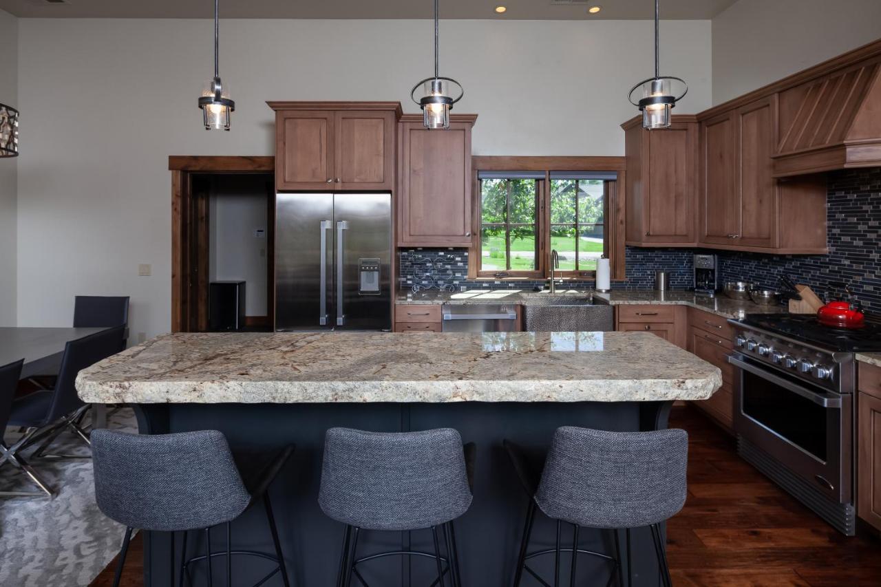 Three-Bedroom House at Lodge at Whitefish Lake