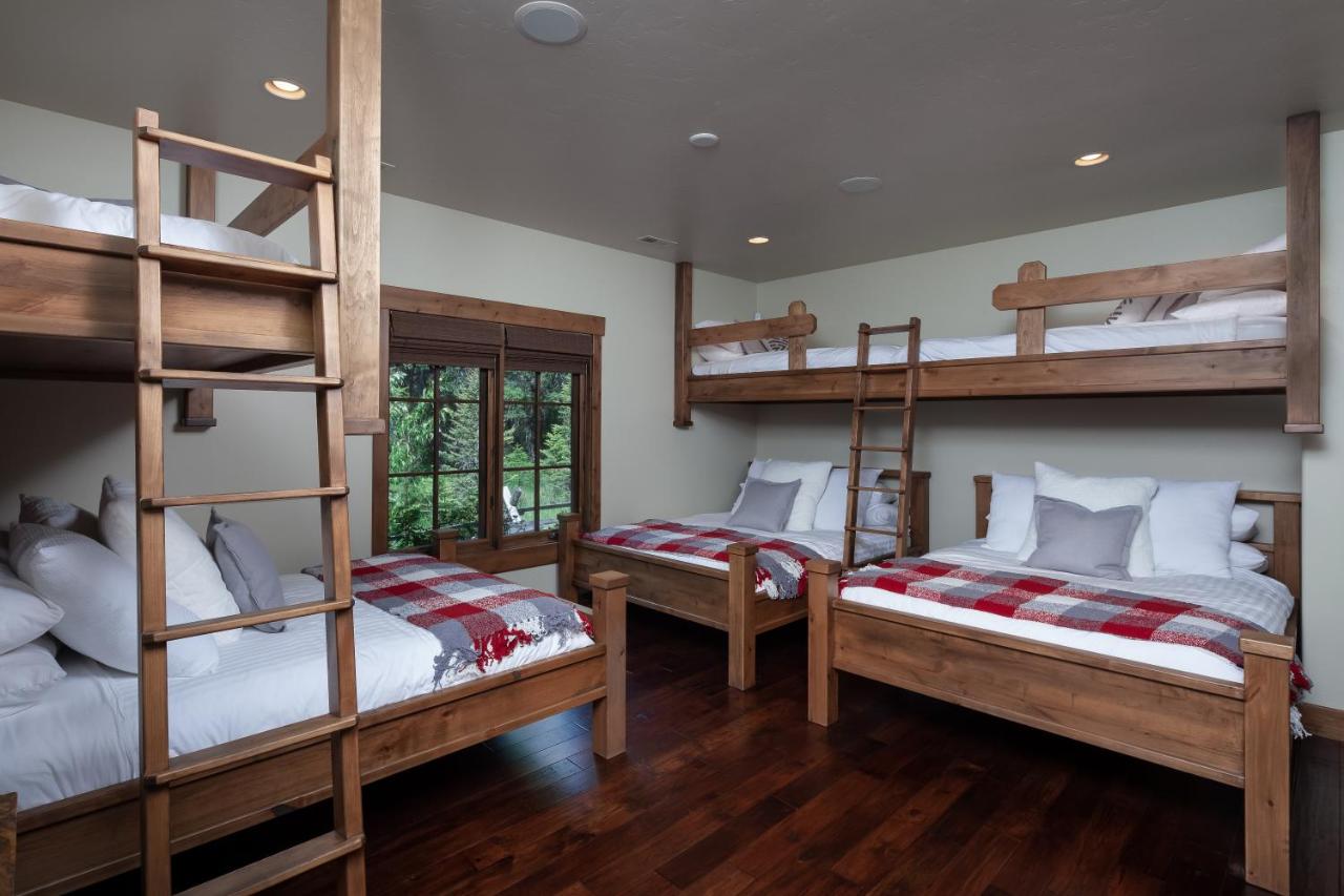 Three-Bedroom House at Lodge at Whitefish Lake
