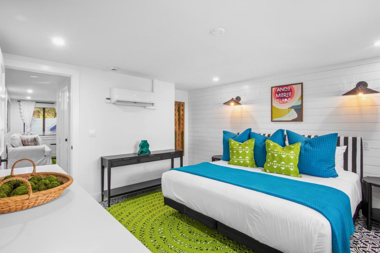  | Captain’s Quarters at Anna Maria Island Inn