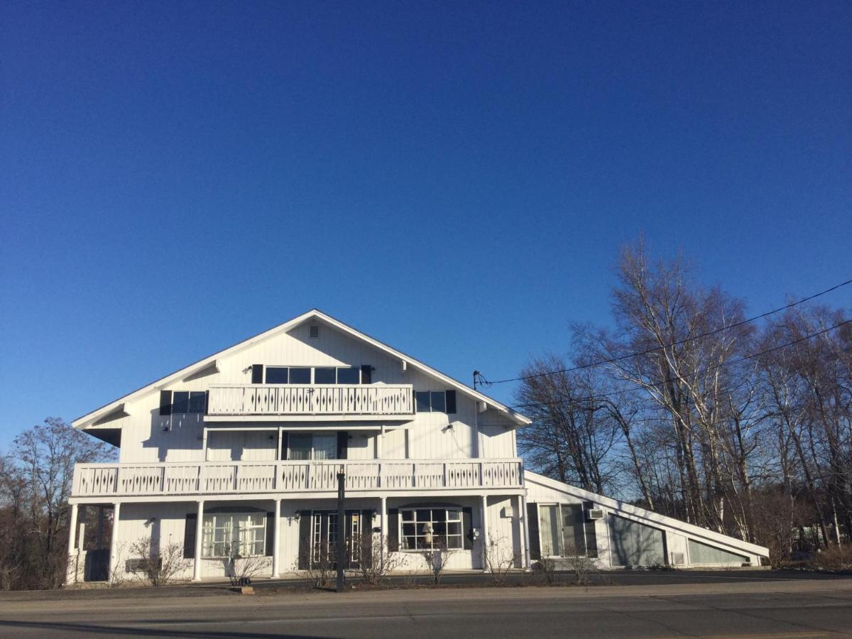 | The Beach Rose Inn