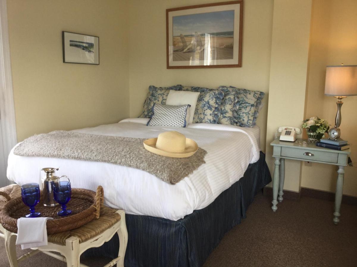 | The Beach Rose Inn