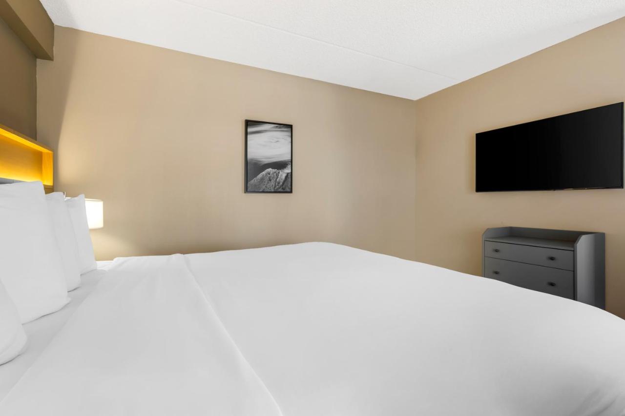King Studio Suite - Non Smoking at Radisson Hotel Casa Grande