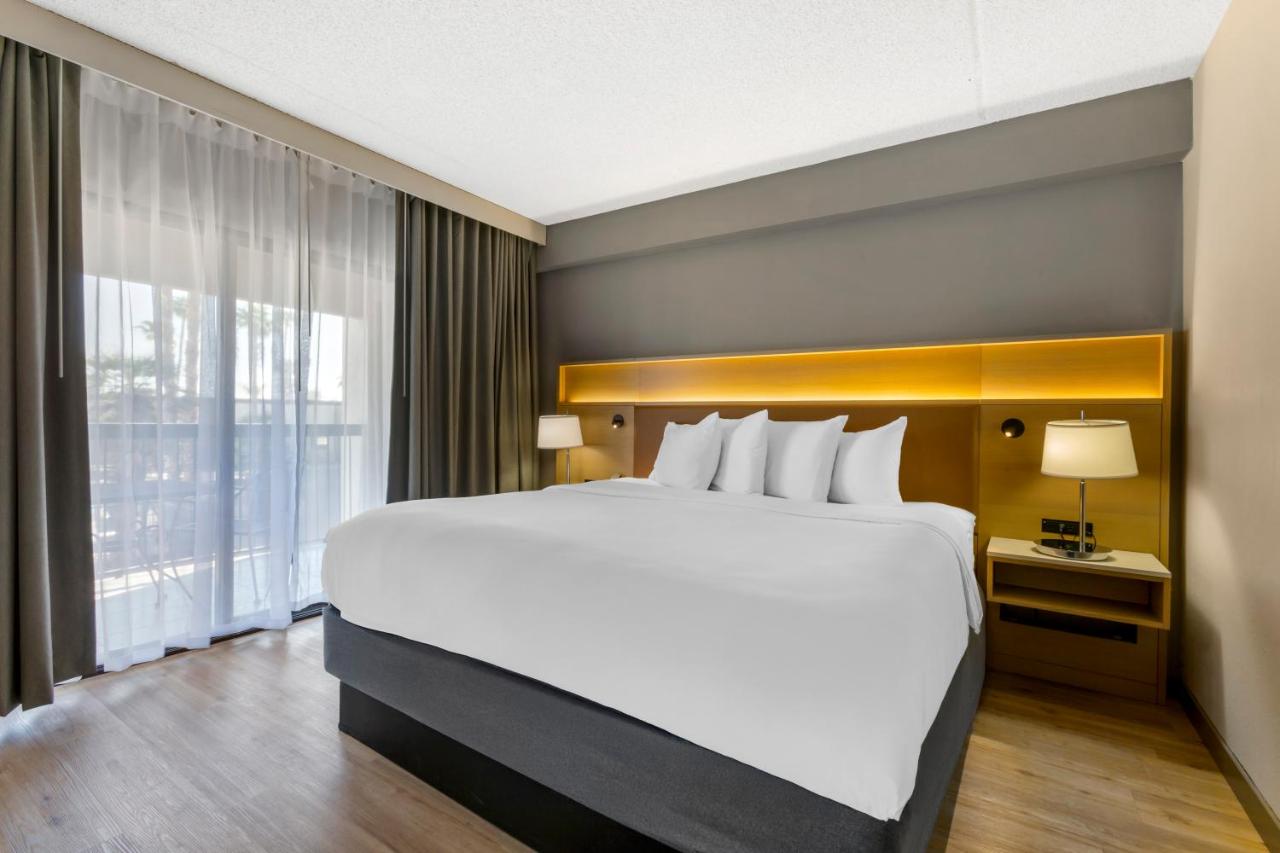 King Studio Suite - Non Smoking at Radisson Hotel Casa Grande